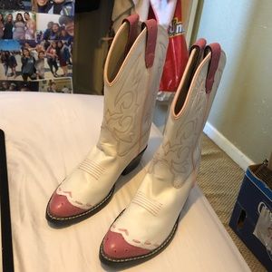 pink and white cowboy boots